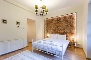 1BR Central Flat 5 Min Walk to Istiklal in Beyoglu